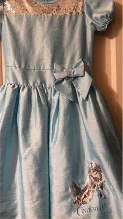 Disney Cinderella dress.  Girls  size Small 4 to 6
