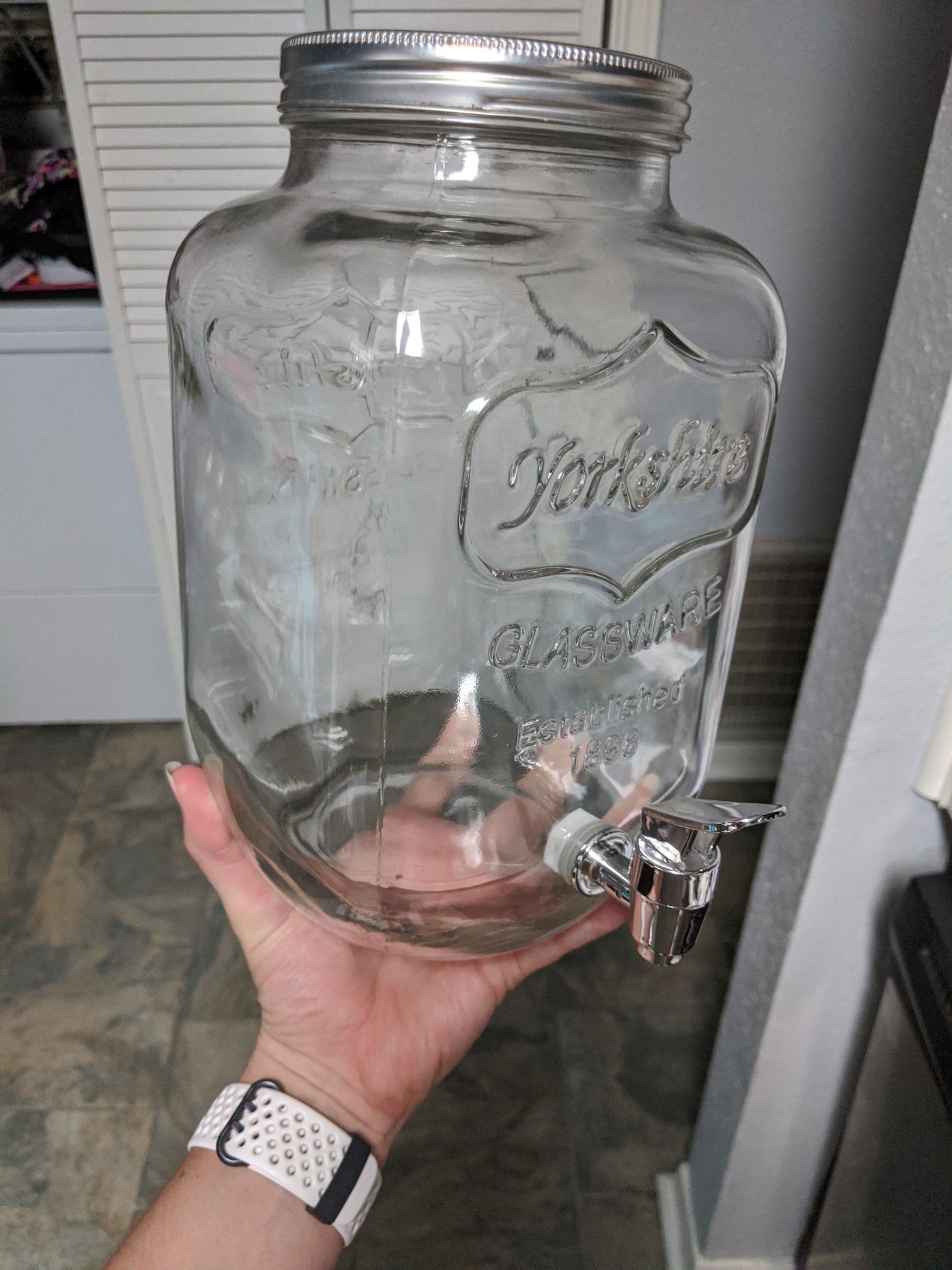 Glass Yorkshire dispenser