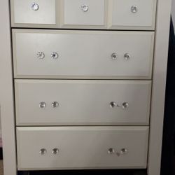Dresser and nightstand