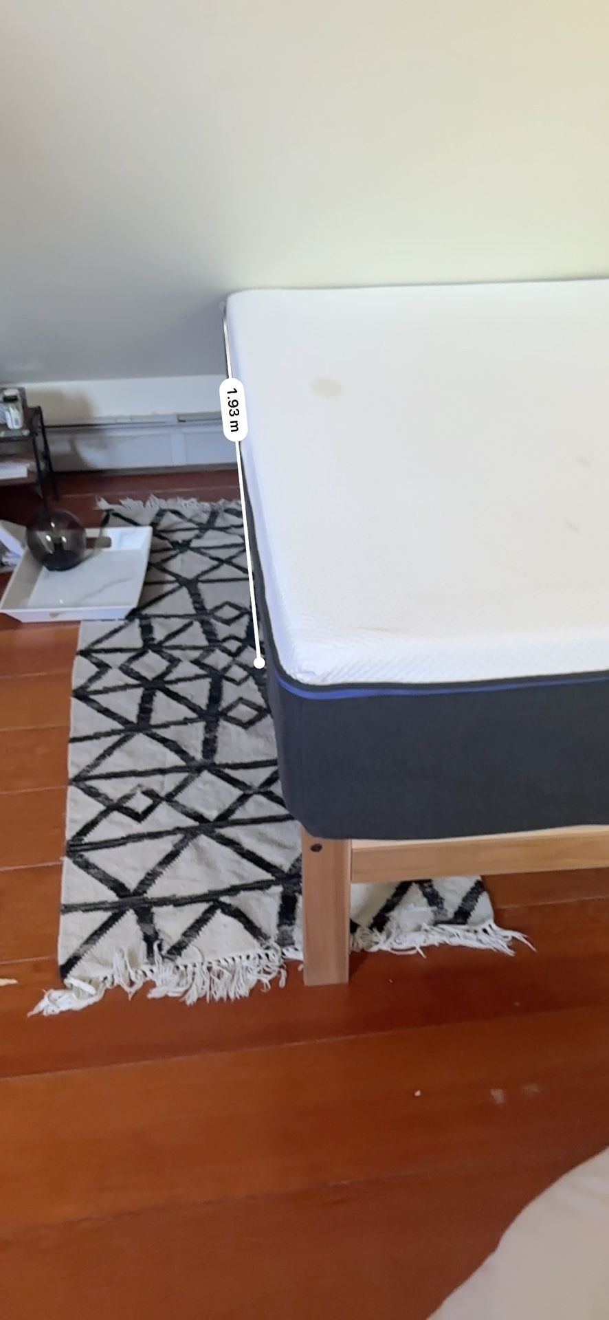 Queen Size Mattress With Washable Cover