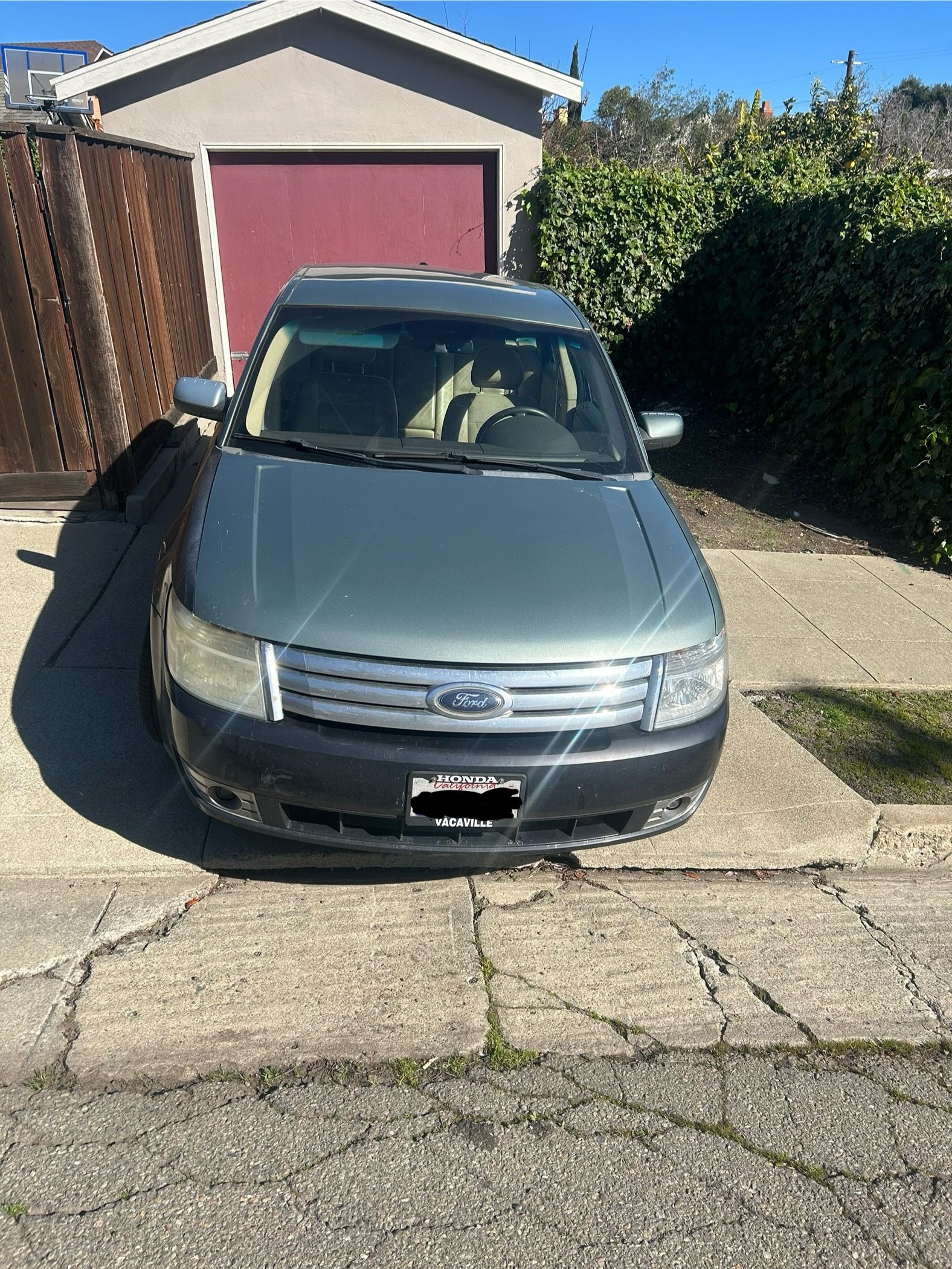 2010 Ford Taurus