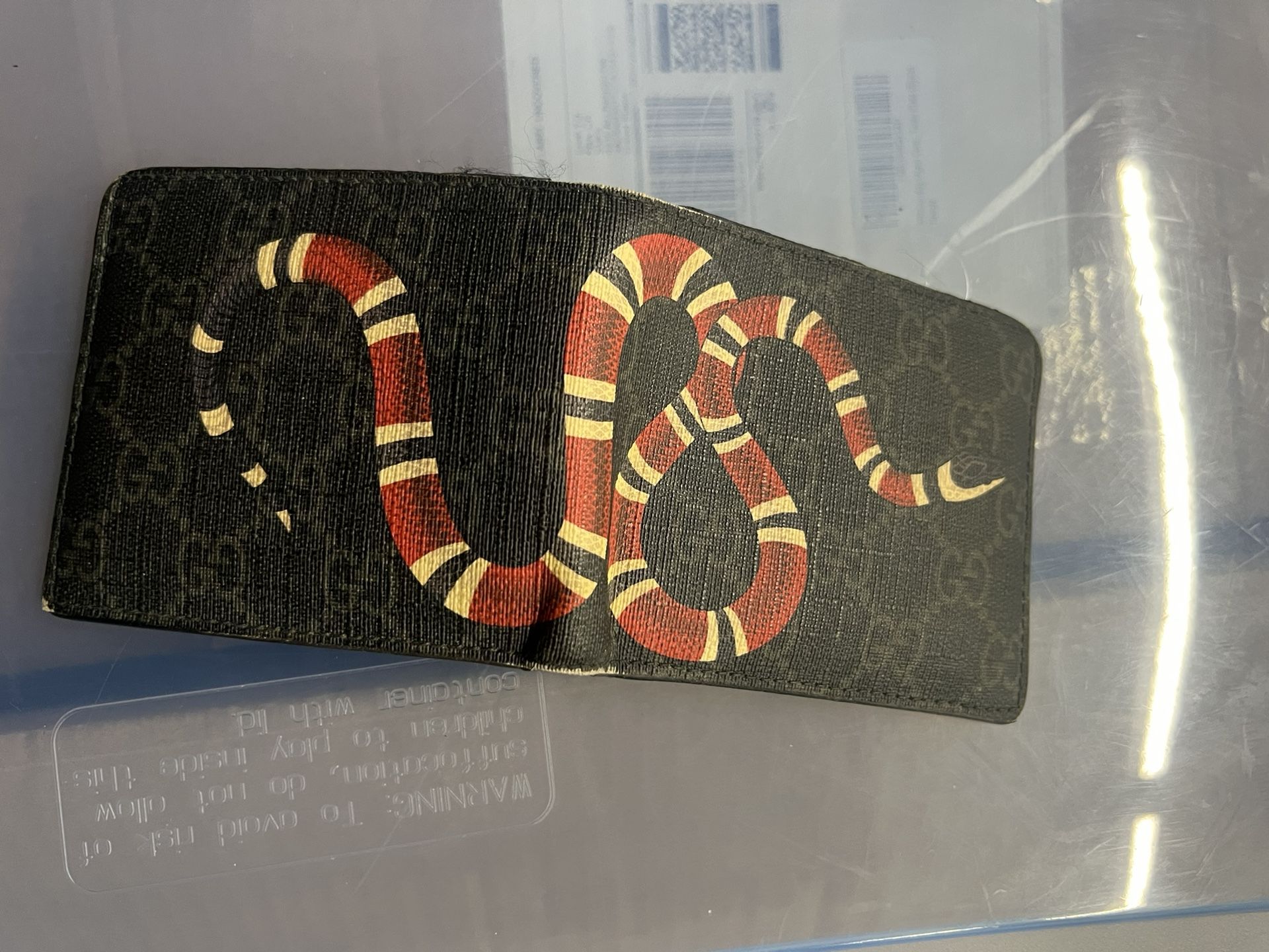 GUCCI wallet