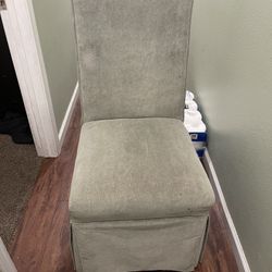 Formal Dining Chair with Cloth Cover