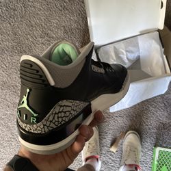 Jordan 3 Glow Green Size 12