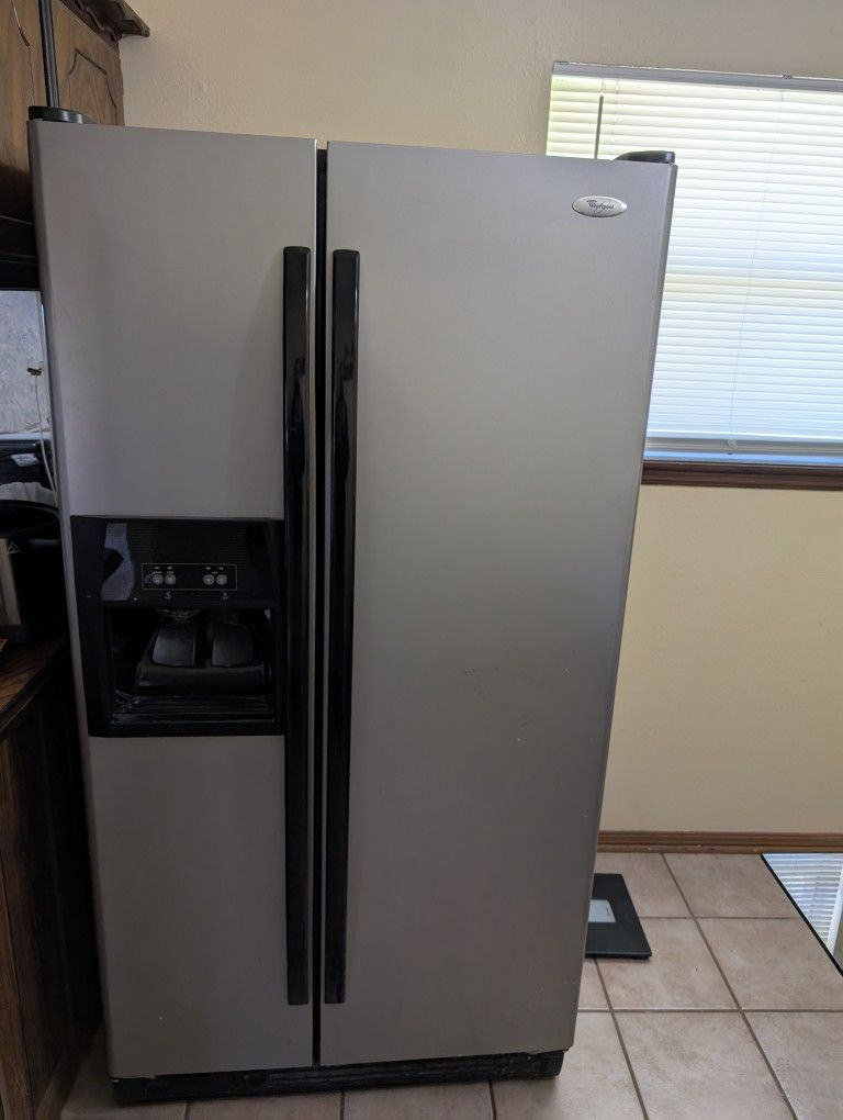 Refrigerator For Sale