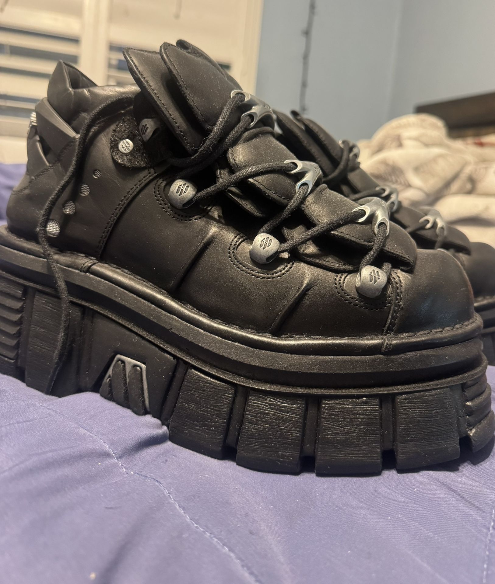 New Rocks Men’s Boots 10.5
