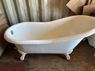 Free standing claw bathtub