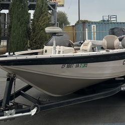 Crestliner Tournament Fishing Boat 150hp