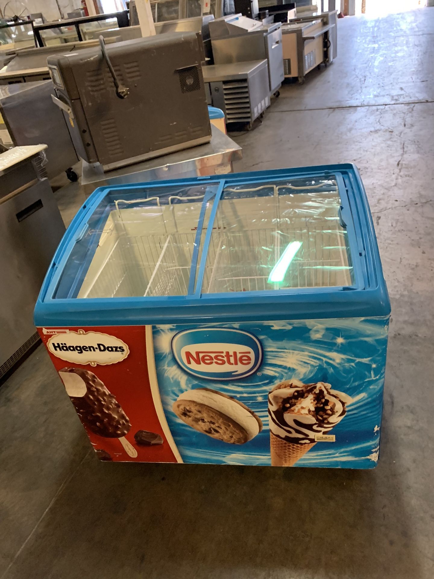 Ice Cream Chest Freezer for Sale in Phoenix, AZ - OfferUp