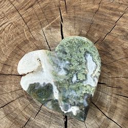 Moss Agate Druzy Heart 116 grams
