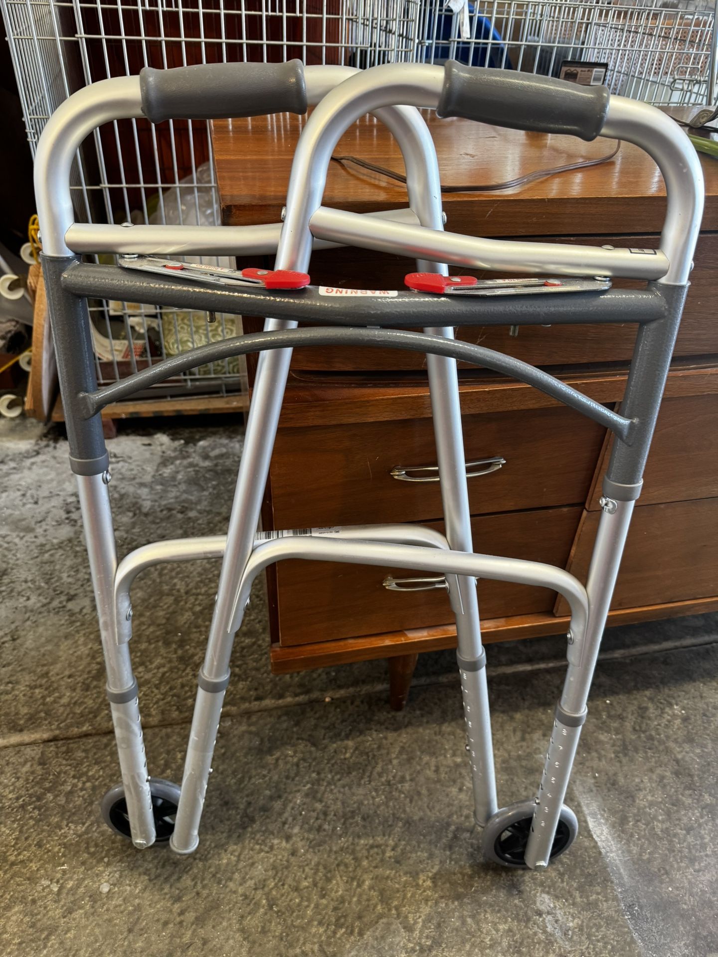 Free Chairs, Dog House, Walker