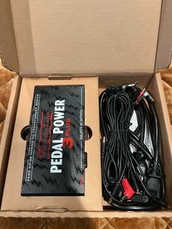 Voodoo Lab Pedal Power 3 Plus Electric Guitar and Bass Pedal Isolated Power Supply