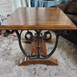 square table