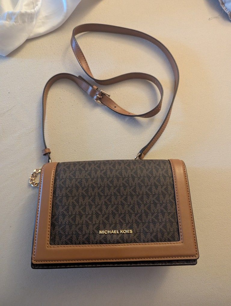 Michael Kors Crossbody