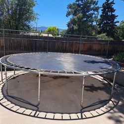 14 foot trampoline