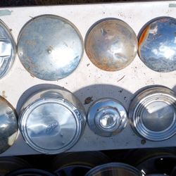Moons Caps