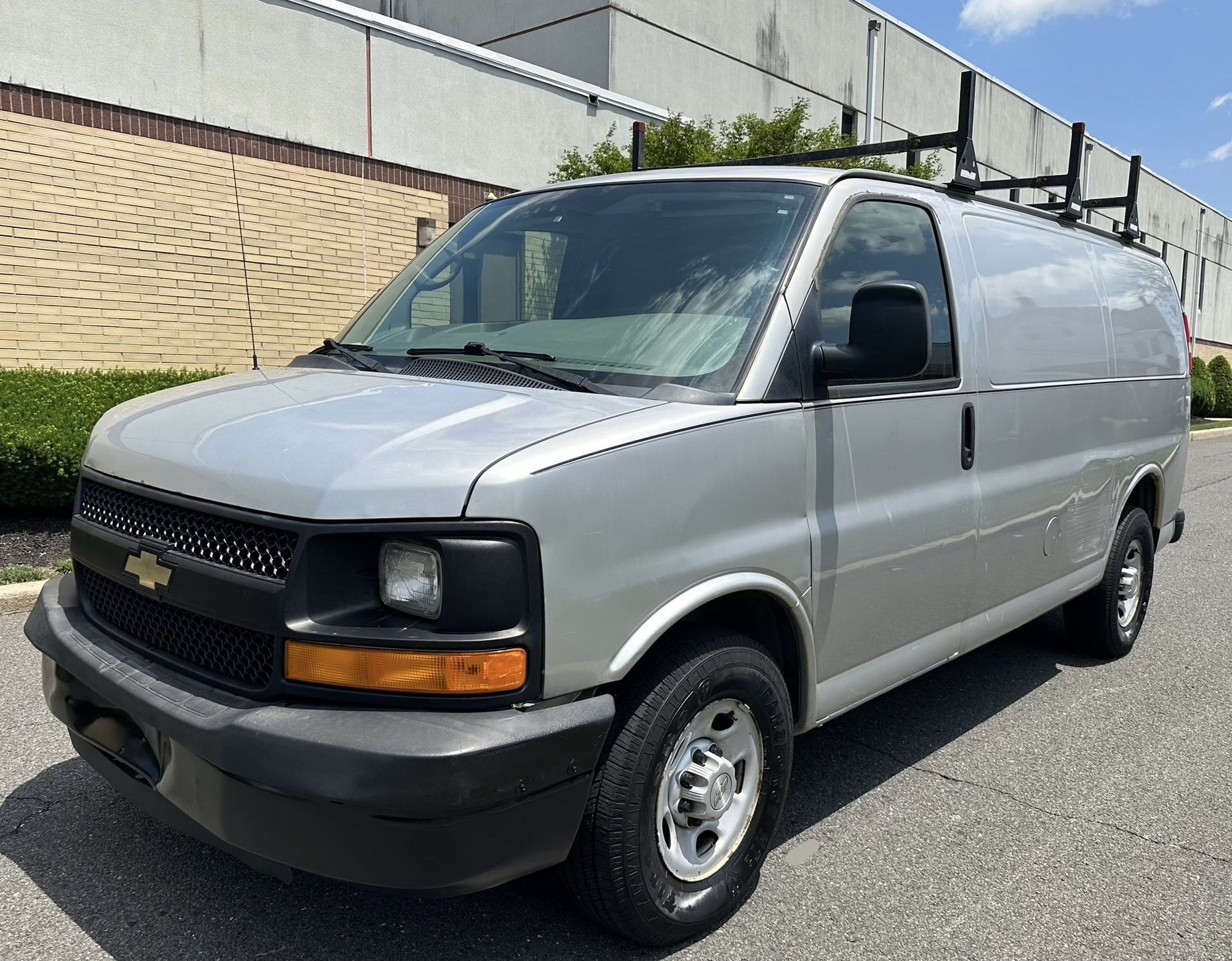 2012 Chevy express 2500 cargo van