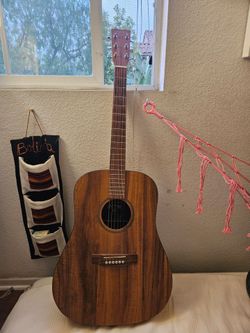 Martin Guitar DXK2 (needs slight repair)