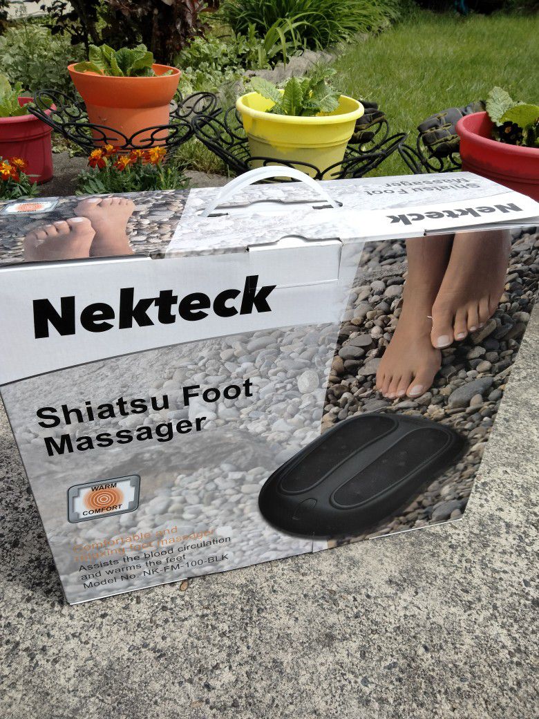 New Nekteck Foot Massager