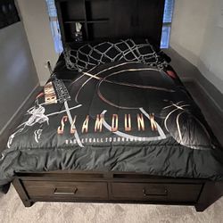 Full Size Bed