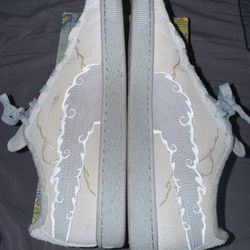 Pumas One Piece Sz10