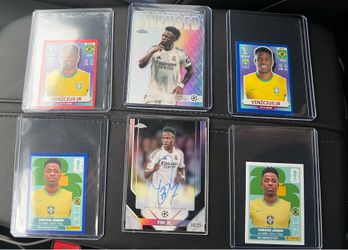 Vini Jr set including 2025-26 Topps Chrome UEFA Vinicius Junior Superior Signatures Auto  #SSV-V /25