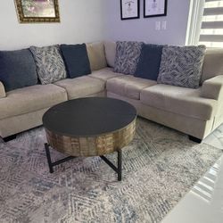 Living Room Furniture With table.