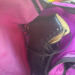⛸️ Black Ice Skates – Size 4 – $10