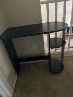 Small desk