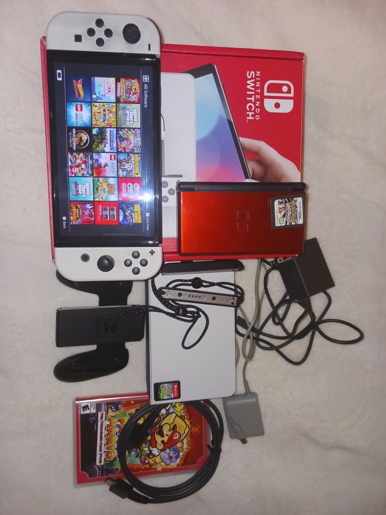 Nintendo Switch Oled and DS Lite