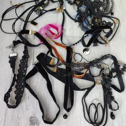 Lot Of 27 necklaces Choker/all For $30