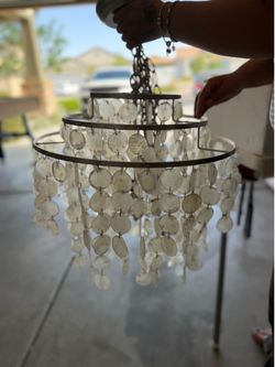 Crystorama Brielle 4-Light Chandelier very beautiful and elegant!