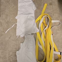 Kids Karate uniform Size 2  - New with misc belts