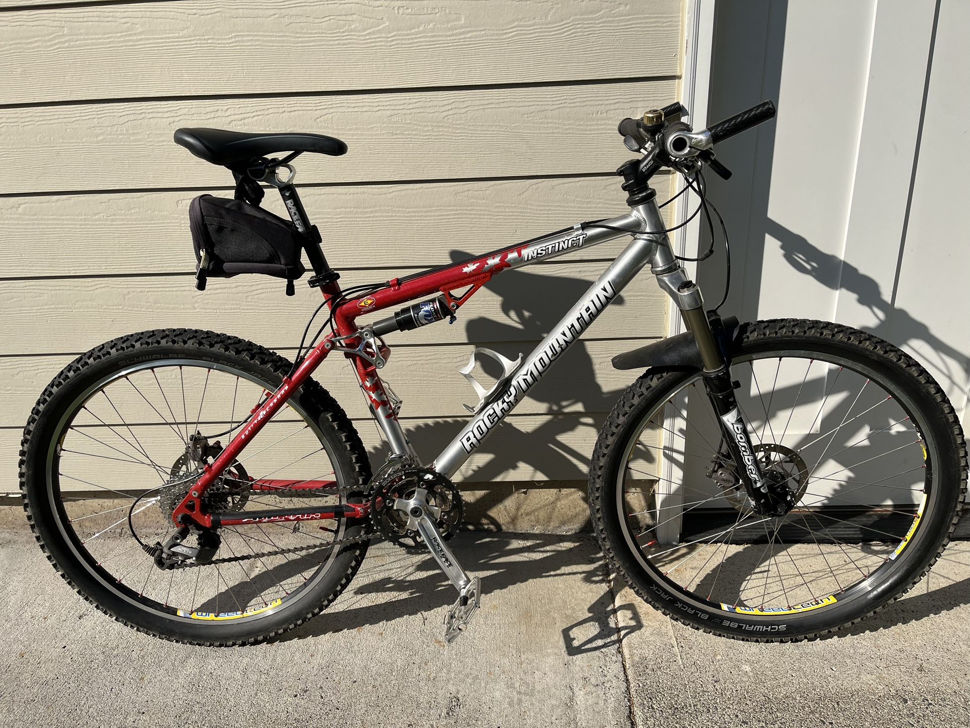 Rocky Mountain Instinct Bike
