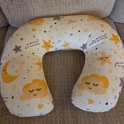 Baby Boppy Pillow
