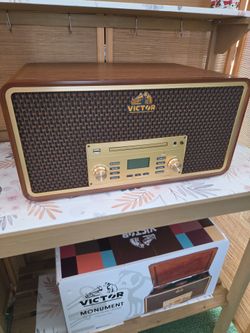 8- in 1 music player