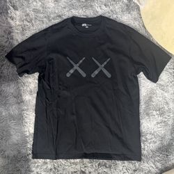 Kaws+Warhol UNIQLO T-shirt