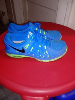 Hurry hurry for that low running shoes in good condition Size 11 .