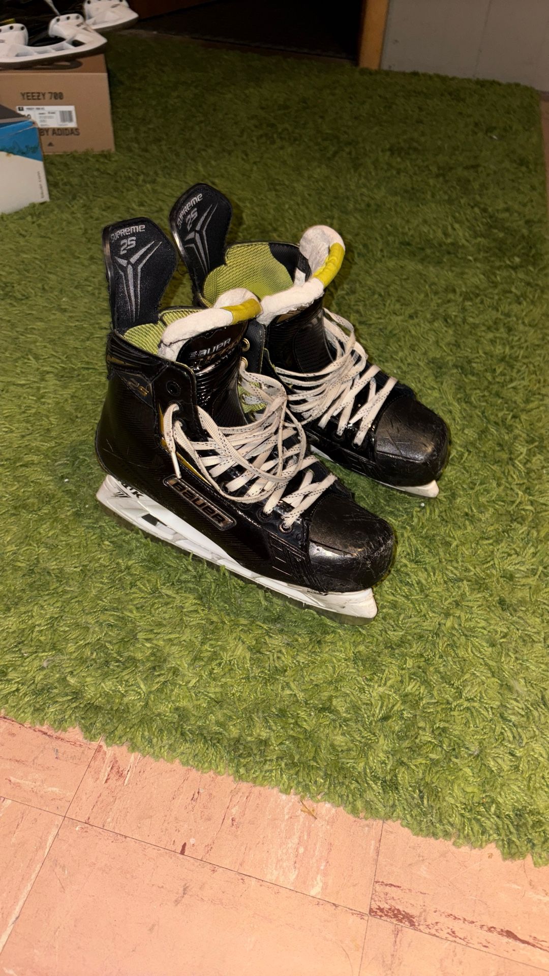 Bauer Supreme 2s Hockey Skates