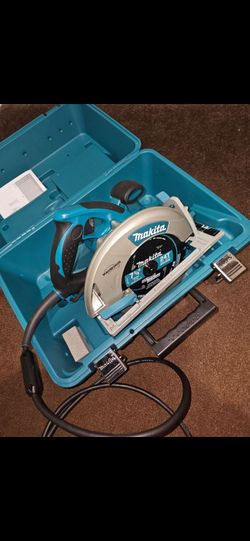 Makita Electric Circular Saw