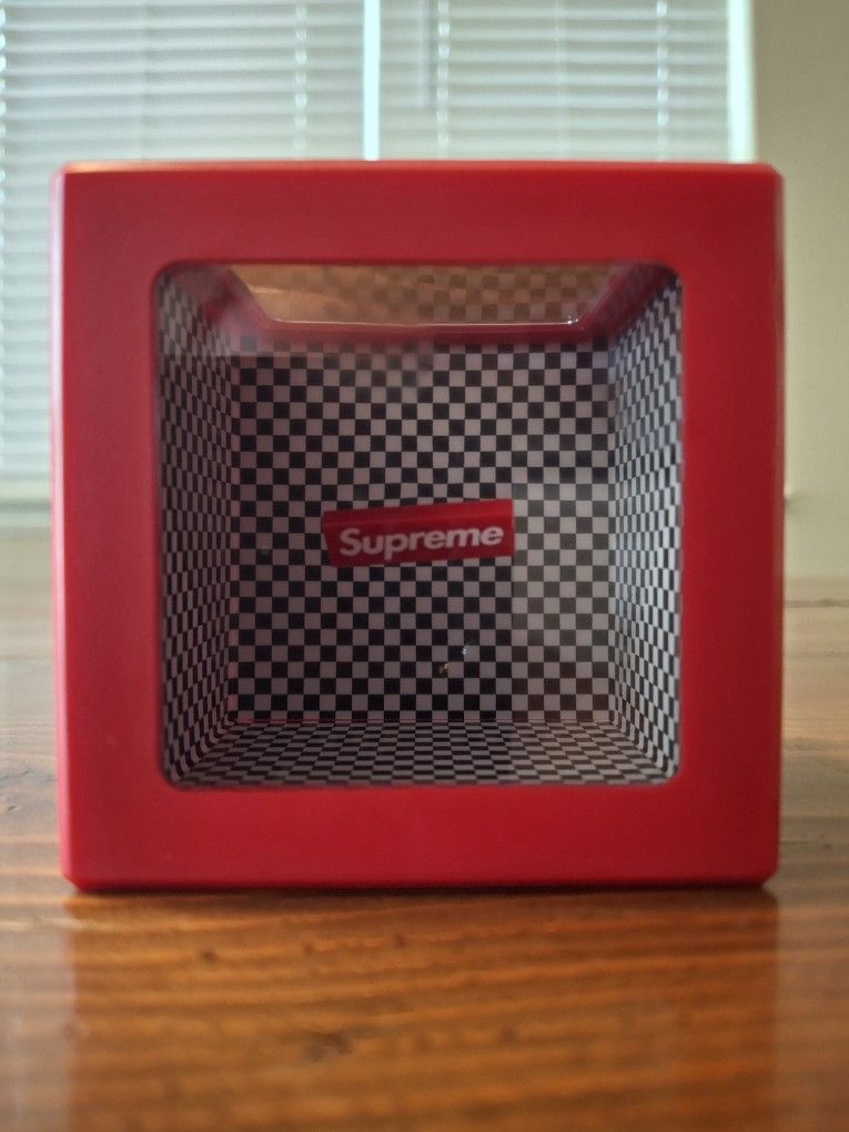 Supreme Illusion Coin Bank