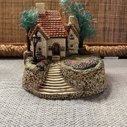 Vintage 17 Of Thomas Kinkade’s Lamplight Village Collection 