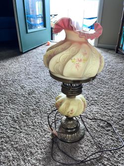 Fenton Burmese Paisley Student Lamp