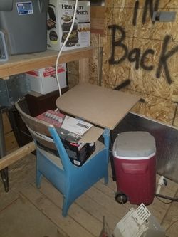 Vintage 1980 chair for kids.