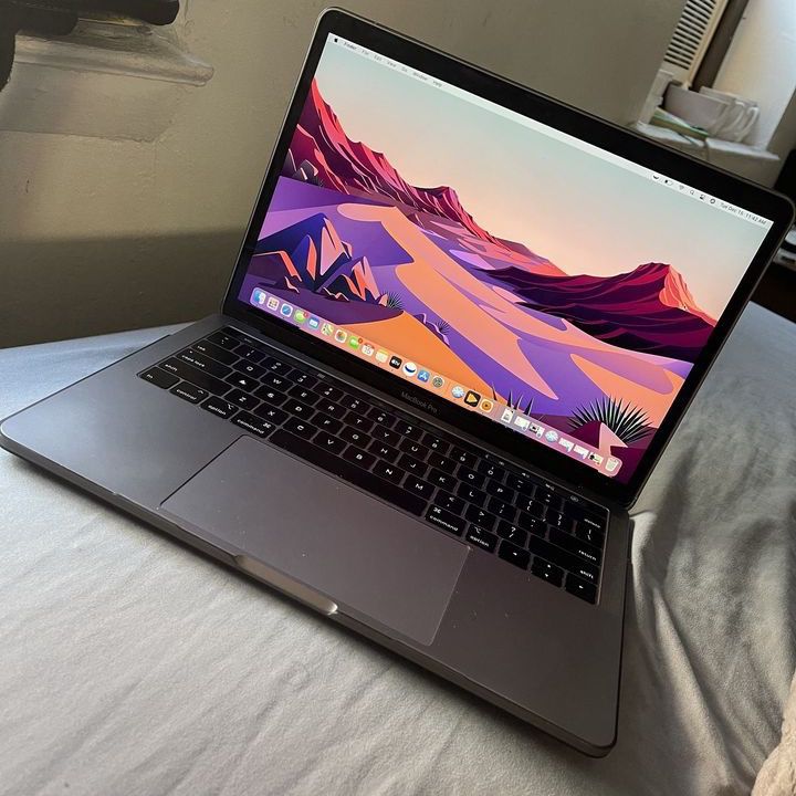 Apple Macbook Pro 13 In  [NYC]