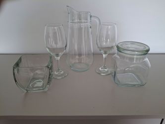 Clear Glass Drinkware and Storage Set