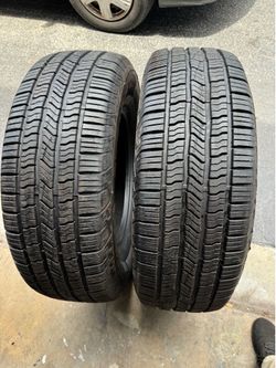 Set of 2 nice tires 265/70/17 ( We install & balance)