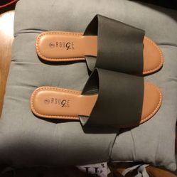 Slip On Silver Women’s Rogue Helium Sandals