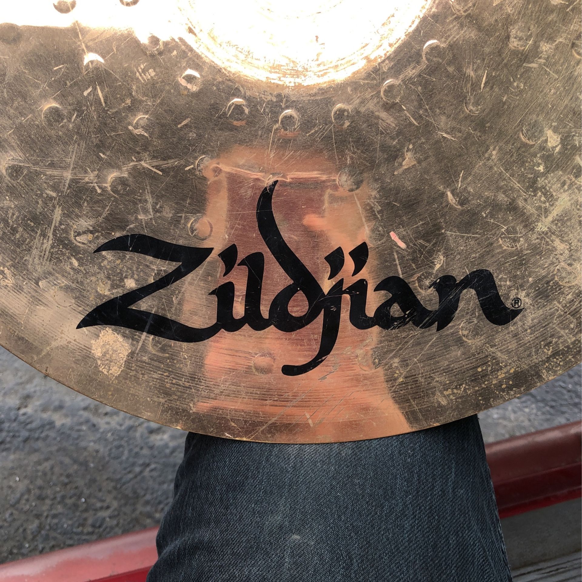 Platillo Zildjian ZBT Crash 16”