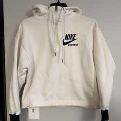 Cropped Nike hoodie